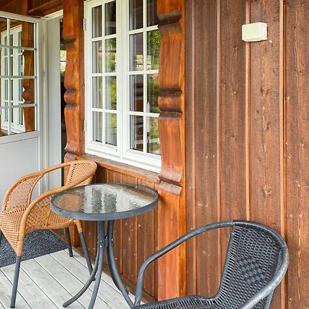 4 Bedroom Awesome In * Nordfjordeid