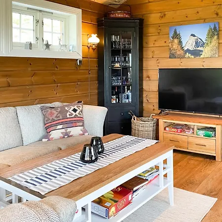 4 Bedroom Awesome In Nordfjordeid