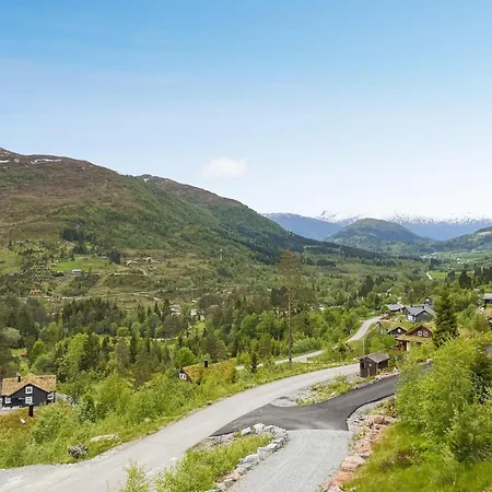 4 Bedroom Awesome In * Nordfjordeid