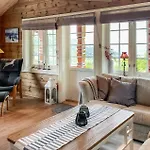 4 Bedroom Awesome In *