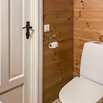 4 Bedroom Awesome In * Nordfjordeid