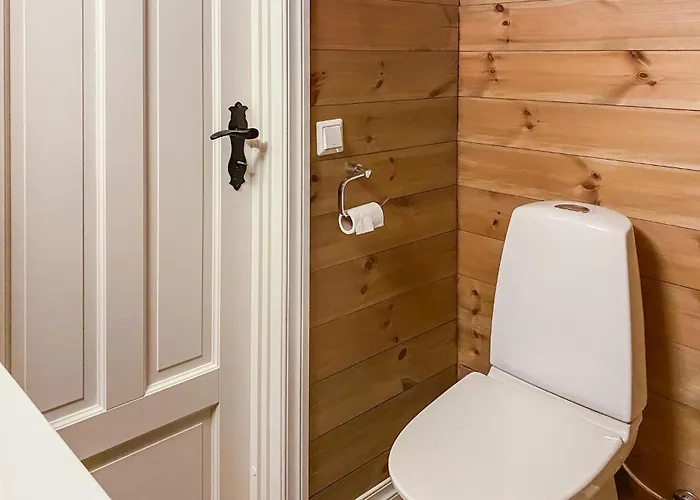 4 Bedroom Awesome In * Нурфьордэйд